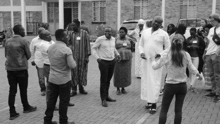 The four-cornered debate : defining our roles in participatory actions